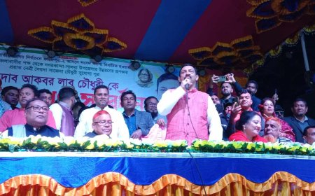 ফরিদপুর-২ আসনের নবনির্বাচিত  সংসদ সদস্য শাহদাব আকবর লাবু চৌধুরীকে সালথায় ফুলেল সংবর্ধনা দেওয়া হয়েছে