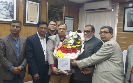 দেশের উন্নয়ন চিত্র তুলে ধরতে গণমাধ্যম কর্মীদের আহবান জানিয়েছেন মুক্তিযুদ্ধ বিষয়ক মন্ত্রী