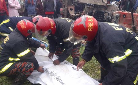 নওগাঁর পত্নীতলায় ট্রাক্টর উল্টে চালক নিহত