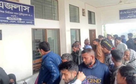 ভালবাসা দিবসে নওগাঁর আদালতে একইদিনে প্রেম-ভালবাসা সংক্রান্ত ৩৬ মামলার শুনানি