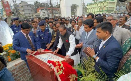 ফরিদপুরে ‌বঙ্গবন্ধুর ম্যুরাল 'পিতা' এবং 'মুজিব মঞ্চ' এর  উদ্বোধন