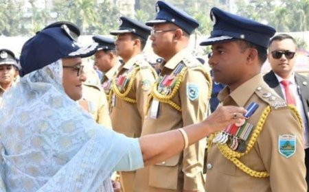 পিপিএম পদক পেলেন নওগাঁর এসপি মুহাম্মদ রাশিদুল হক