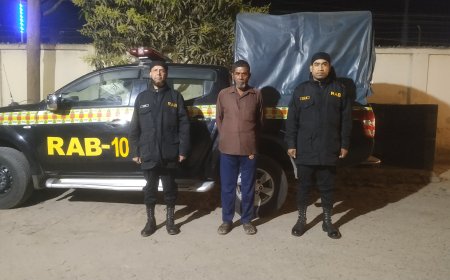 যাবজ্জীবন সাজাপ্রাপ্ত পলাতক আসামী ৪২ বোতল ফেন্সিডিলসহ র‍্যাবের হাতে আটক