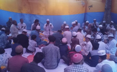 ফরিদপুর প্রেস ক্লাবের আজীবন সদস্য সৈয়দ আশরাফুল আজম আব্দুর রব এর আলোচনা সভা ও দোয়া মাহফিল অনুষ্ঠিত