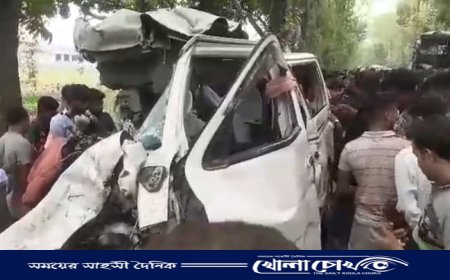 মুকসুদপুরে বাস ও মাইক্রোবাস মুখোমুখি সংঘর্ষে ৫ জন নিহত, ৩ জন আহত