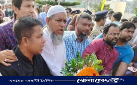 ফরিদপুরে জাতীয় শ্রমিক লীগের শ্রদ্ধাঞ্জলি অর্পণ