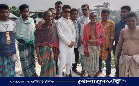 কুমারখালীতে আদিবাসী পল্লীতে মাটি ভরাট কাজের উদ্বোধন