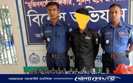 কালীগঞ্জে ৯৯ বোতল ফেনসিডিল ও মোটরসাইকেলসহ গ্রেফতার-১
