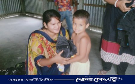 শাপলা মহিলা সংস্থার উদ্যোগে যৌনপল্লী শিশুদের মাঝে ঈদ সামগ্রী বিতরণ 