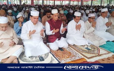 ফরিদপুর কেন্দ্রীয় ঈদগাহ ময়দানে ঈদের প্রধান জামায়াত অনুষ্ঠিত
