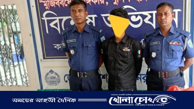 কালীগঞ্জে ৯৯ বোতল ফেনসিডিল ও মোটরসাইকেলসহ গ্রেফতার-১