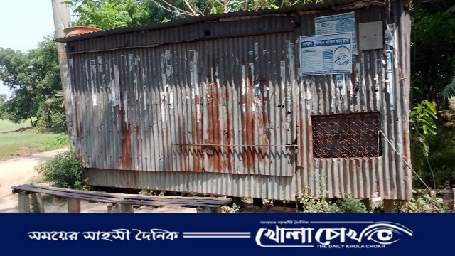 সালথায় পোল্ট্রি মুরগির ফার্ম দেওয়াকে কেন্দ্র করে সংঘর্ষ