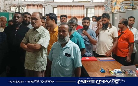 ব্রাহ্মণবাড়িয়ায় বিআরটিএ অফিস ঘেরাও করে বিক্ষোভ 