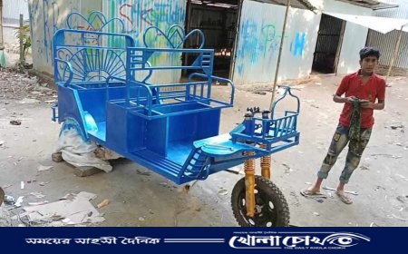 নগরকান্দার বিভিন্ন স্হানে তৈরী হচ্ছে অনুমোদনহীন ইজিবাইক- মিশুক গাড়ী 