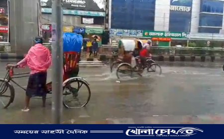 ঘূর্ণিঝড় রেমালের প্রভাবে ঢাকায় রাত থেকে বৃষ্টি ও দমকা হাওয়া বইছে 