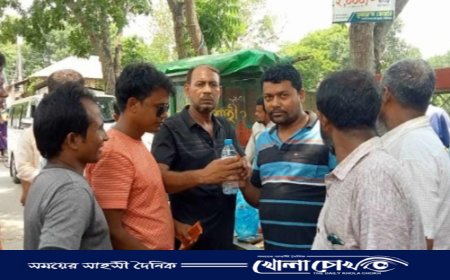 সালথায় জনসাধারণের মাঝে বিএনপি'র খাবার পানি ও স্যালাইন বিতরণ 