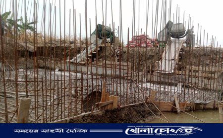 মিঠাপুকুরে ব্রিজ নির্মাণে অনিয়মের অভিযোগ 