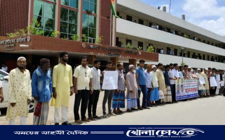 কোম্পানীগঞ্জের গৃহবধূ হত্যার বিচারের দাবিতে মানববন্ধন