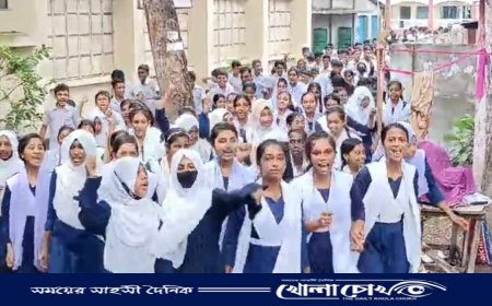 ভাঙ্গায় উত্ত্যক্তের প্রতিবাদ করায়  শিক্ষক- কর্মচারীকে লাঞ্ছিত : বিচারের দাবীতে শিক্ষার্থীদের বিক্ষোভ 