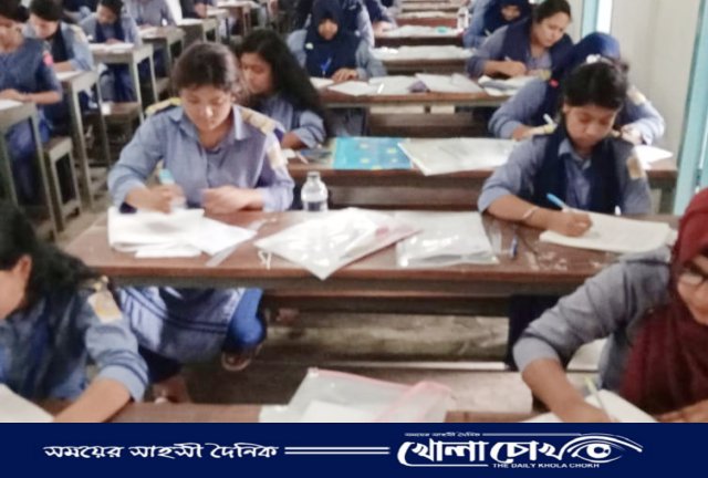 ফরিদপুরে এইচএসসি ও সমমানের পরীক্ষা শুরু