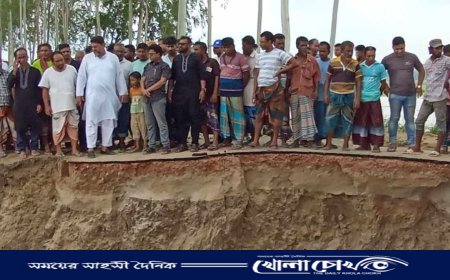 আত্রাইয়ে অবিরাম বর্ষণে একাধিক স্থানে বাঁধে ধস, যোগাযোগ ব্যবস্থা বিচ্ছিন্ন