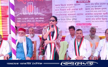 নরসিংদীতে শহীদ মিনার উদ্বোধন করেন জাতীয় প্রেসক্লাব সভাপতি ফরিদা ইয়াসমিন এমপি