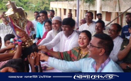 বঙ্গবন্ধু ও বঙ্গমাতা গোল্ডকাপ প্রাথমিক বিদ্যালয়ের ফুটবল ফাইনাল খেলা  অনুষ্ঠিত 