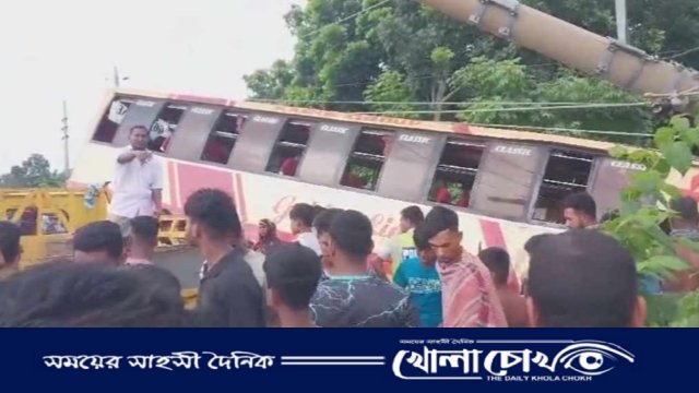 ভাঙ্গায় গোল্ডেন পরিবহন-পিকআপ মুখোমুখি সংঘর্ষে নিহত-২ আহত-১৫