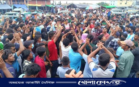 ব্রাহ্মণবাড়িয়ায় মহাসড়কে অবস্থান নিয়ে শিক্ষার্থীদের বিক্ষোভ