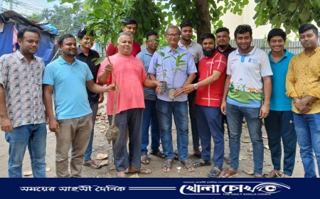 গাছ বিতরণ করলো ফরিদপুর বন্ধুসভা