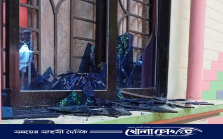 নোয়াখালীতে ত্রাণ নিয়ে কাড়াকাড়ি, ব্যবসায়ীর বাড়িতে হামলা-ভাংচুর
