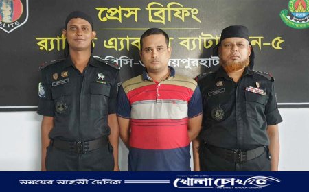 নওগাঁয় অবৈধ বিস্ফোরক দ্রব্যসহ বিস্ফোরক ব্যবসায়ী আটক