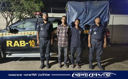 ফেনসিডিল ও দেশীয় মদ ও গাঁজা সহ ৫ জন মাদক ব্যবসায়ীকে গ্রেফতার করেছে র‍্যাব-১০, সিপিসি-৩,