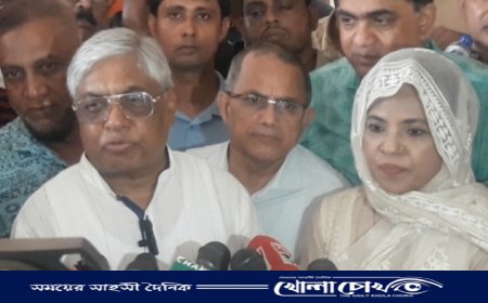 দেশে গণতান্ত্রিক পরিবেশ থাকলে হিন্দু সম্প্রদায়ের সাথে ভুলবুঝাবুঝি থাকতোনা : বরকত উল্যাহ বুলু