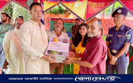 আত্রাইয়ে বিভিন্ন পূজামণ্ডপ পরিদর্শনে শুভেচ্ছা বিনিময় করেন জেলা প্রশাসক