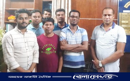 খোকসায় নবাগত ওসি'র সাথে সাংবাদিকদের সৌজন্যে সাক্ষাত 
