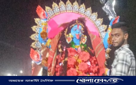 প্রতিমা বিসর্জনের মধ্যে দিয়ে শেষ হলো শ্যামা পূজা