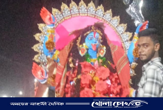 প্রতিমা বিসর্জনের মধ্যে দিয়ে শেষ হলো শ্যামা পূজা 
