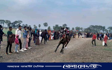মাগুরায় মঘীর মাঠে ঘোড়দৌড় প্রতিযোগিতা ও গ্রামীণ  মেলা অনুষ্ঠিত 
