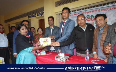 বিদ্যালয় পর্যায়ে নতুন বই সরবরাহ কার্যক্রম উদ্বোধন 