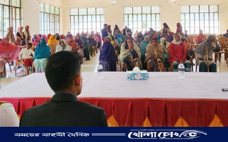 শীতার্তদের মাঝে ইবি তারুণ্যের শীতবস্ত্র বিতরণ 