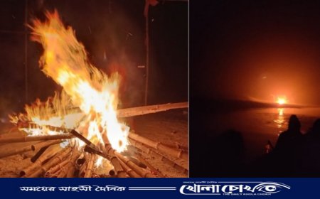আত্রাইয়ে যাত্রার প্যান্ডেল ভেঙে দিলেন ইউএনও