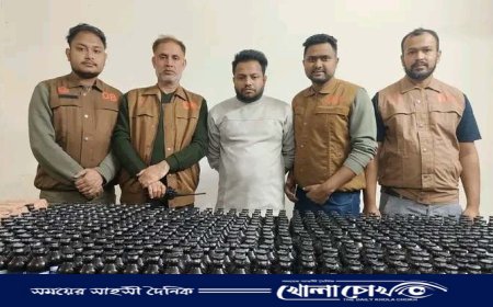সাভারে ১০০৫ বোতল ফেন্সিডিল সহ মাদক সম্রাট জুয়েল গ্রেফতার
