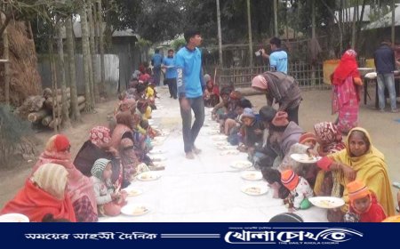 দেড় শতাধিক গরীব-দুঃস্থদের ফল খাওয়ালো 'ইচ্ছেপুরণ'