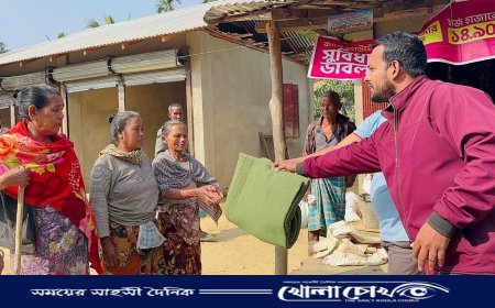 মহালছড়িতে অসহায় পরিবারের বাড়ি বাড়ি গিয়ে কম্বল বিতরণ