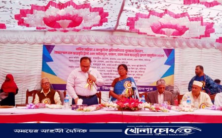 ফরিদপুর জেলা স্কুলের পুরস্কার বিতরণ ও ছাত্র বৃত্তি প্রদান অনুষ্ঠিত 