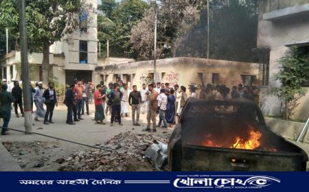 ফের ওবায়দুল কাদেরের গ্রামের বাড়িতে অগ্নিসংযোগ-ভাঙচুর