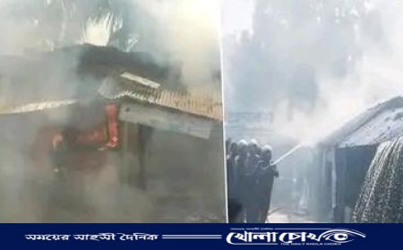 নওগাঁয় বিদ্যুতের আগুনে পুড়লো ১৪ টি দোকান,৩০ লাখ টাকা ক্ষতির সম্ভাবনা