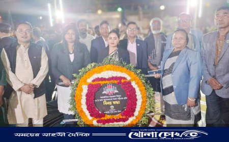 খাগড়াছড়িতে একুশের  শহীদদের শ্রদ্ধা নিবেদন করলেন চেয়ারম্যানের নেতৃত্বে জেলা পরিষদ পরিবার