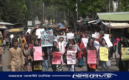 পিরোজপুরে শিশু আছিয়ার ধর্ষণের প্রতিবাদে শিক্ষার্থীদের বিক্ষোভ